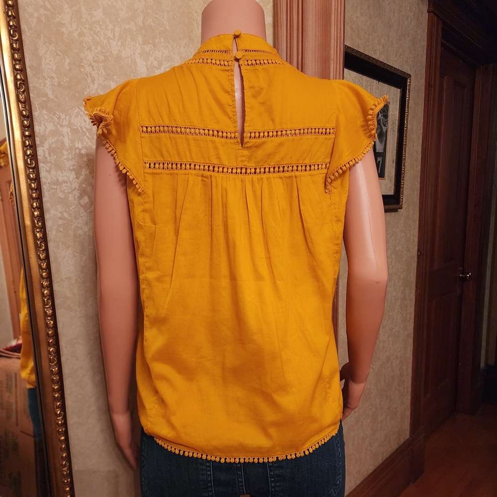 NWOT J.Crew Mustard Crochet Embroidered Top XS - Picture 8 of 12
